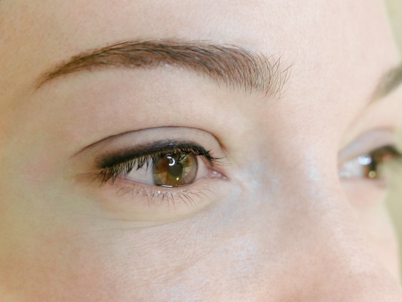 Permanent make-up with shading