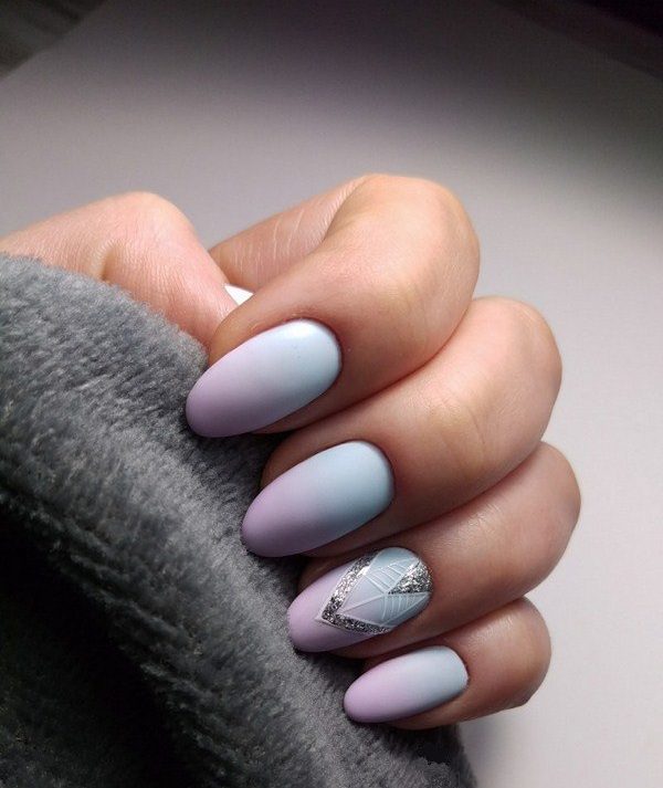 Gradient Winter Manicure