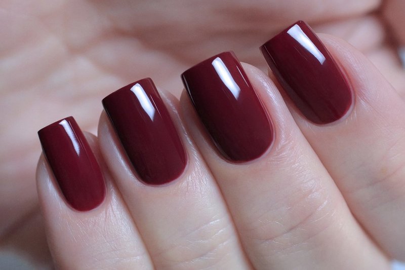 Shellac in the shade of Marsala