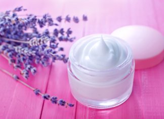 Face cream with retinol