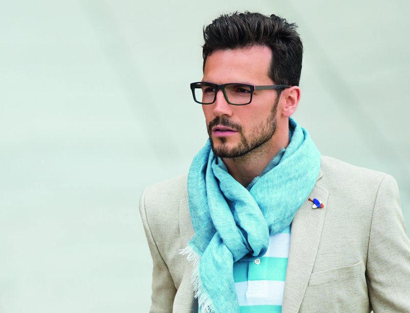 Stylish men's scarf