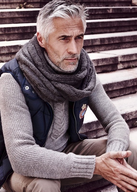 Snood scarf for men aged