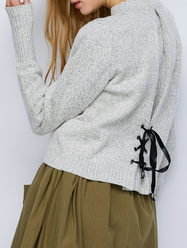 Tie sweater with a skirt