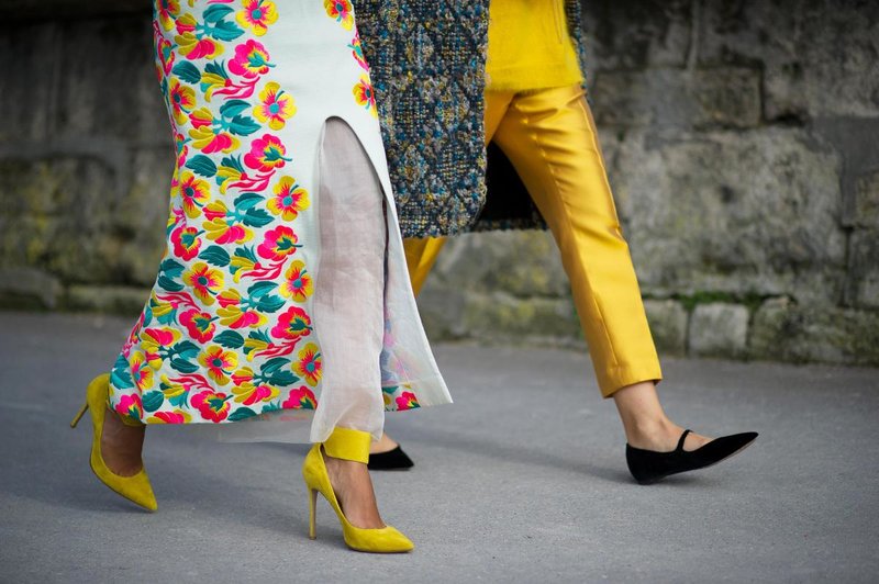 Fashionable yellow shoes