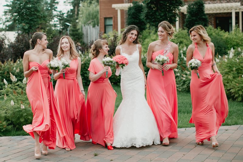 Coral color for wedding