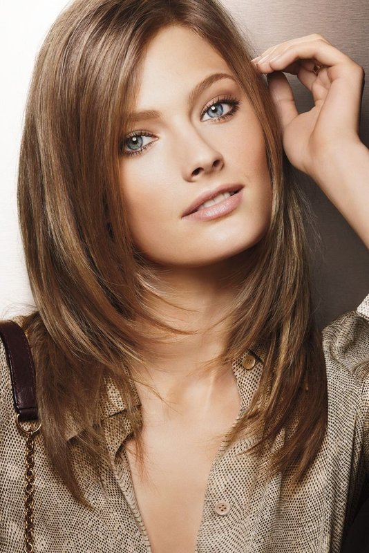 Haircut ladder for medium length hair without bangs