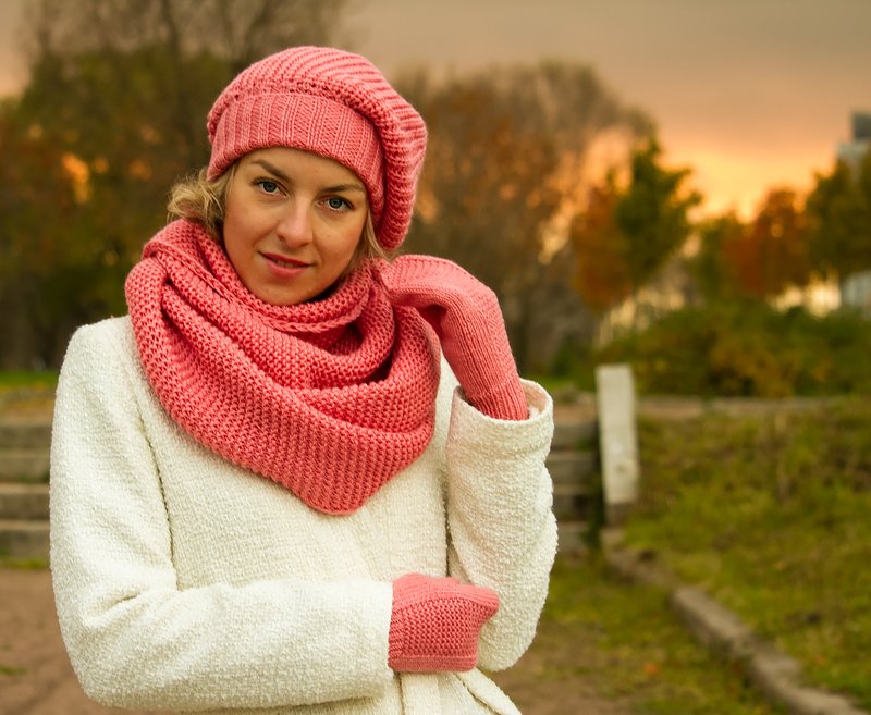 Set of knitted beret, scarf and gloves.