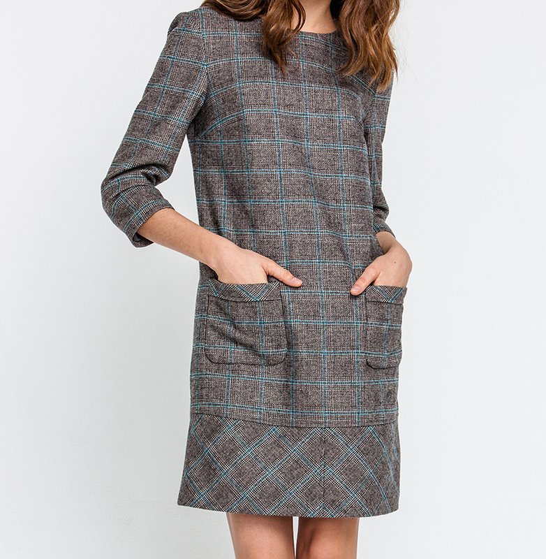 Tweed dress with pockets