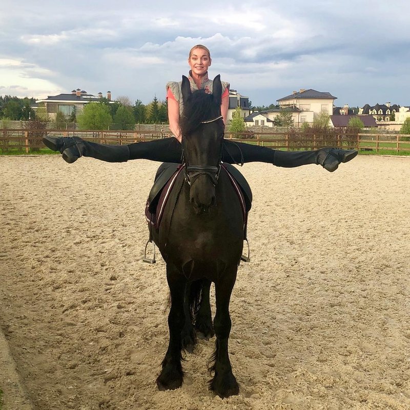 Anastasia Volochkova on horseback