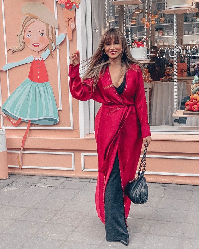 Anfisa Chekhova replaced the stylist