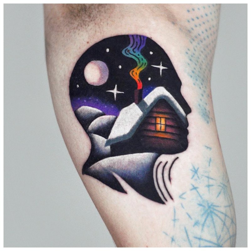 Unusual color tattoo on the elbow