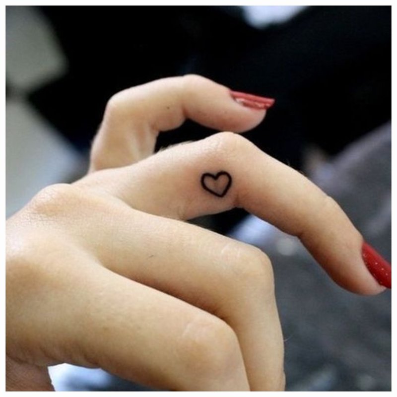 Heart shaped small tattoo