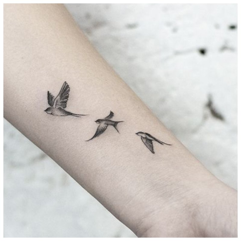 Birds - wrist tattoo