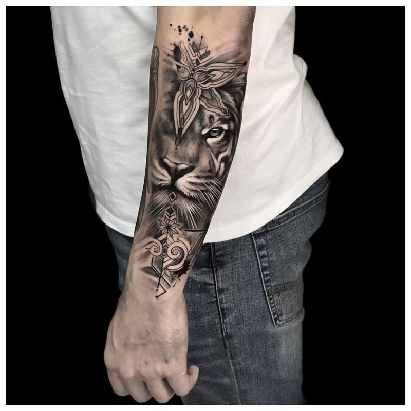 Lion - tattoo for a man