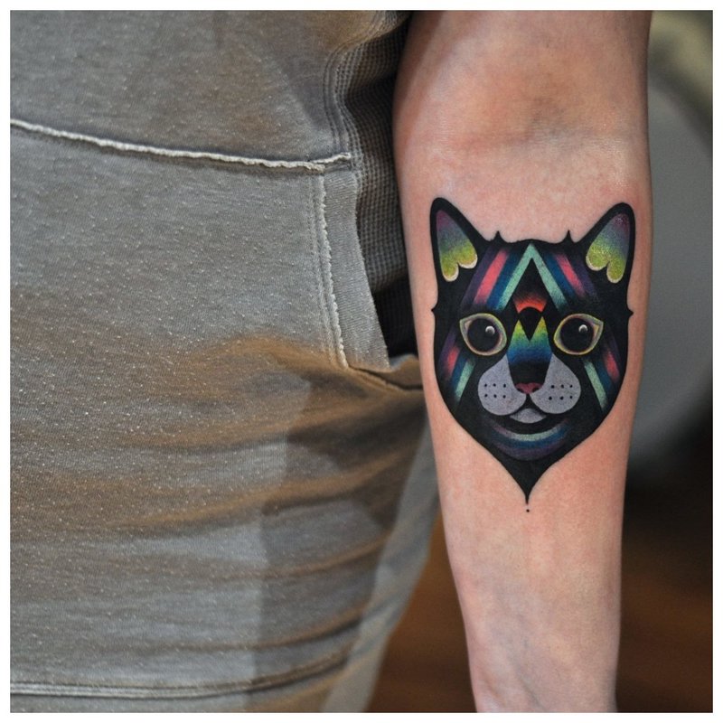 Cat mini tattoo in color