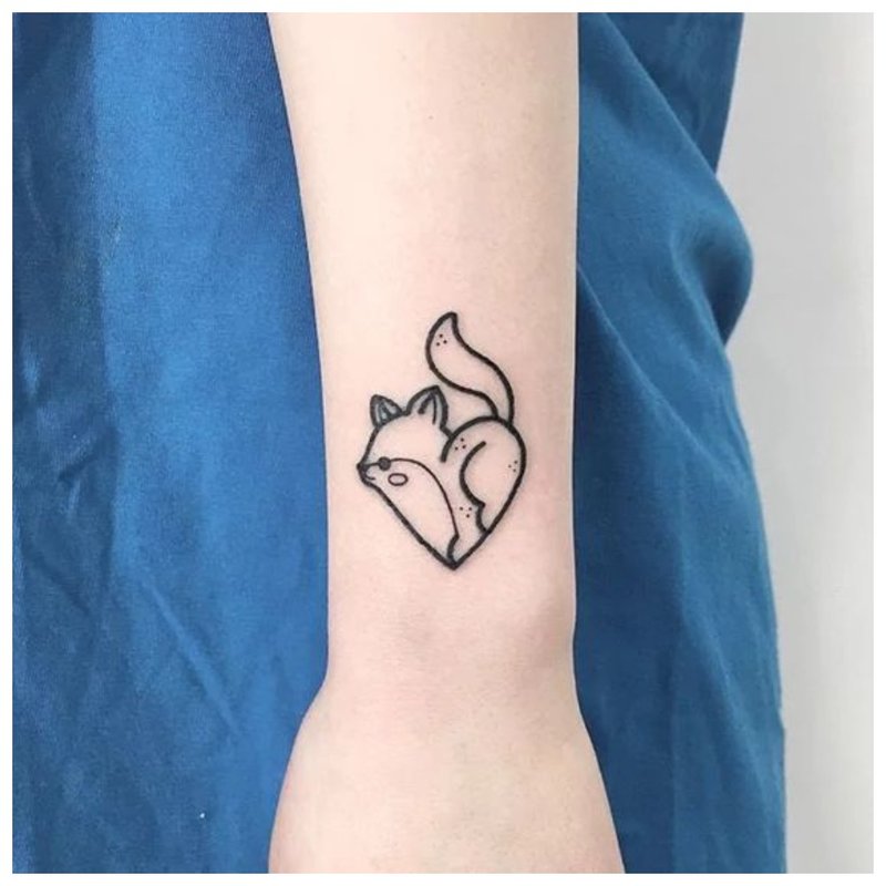 Animal wrist tattoo