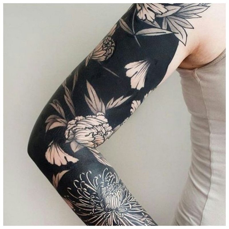 Blackwork Flower Tattoos