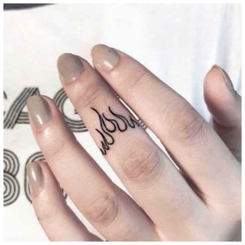 Finger tattoo