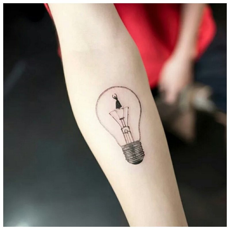 Minimalism style light bulb