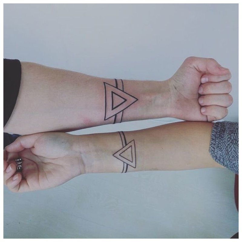 Double tattoos for lovers