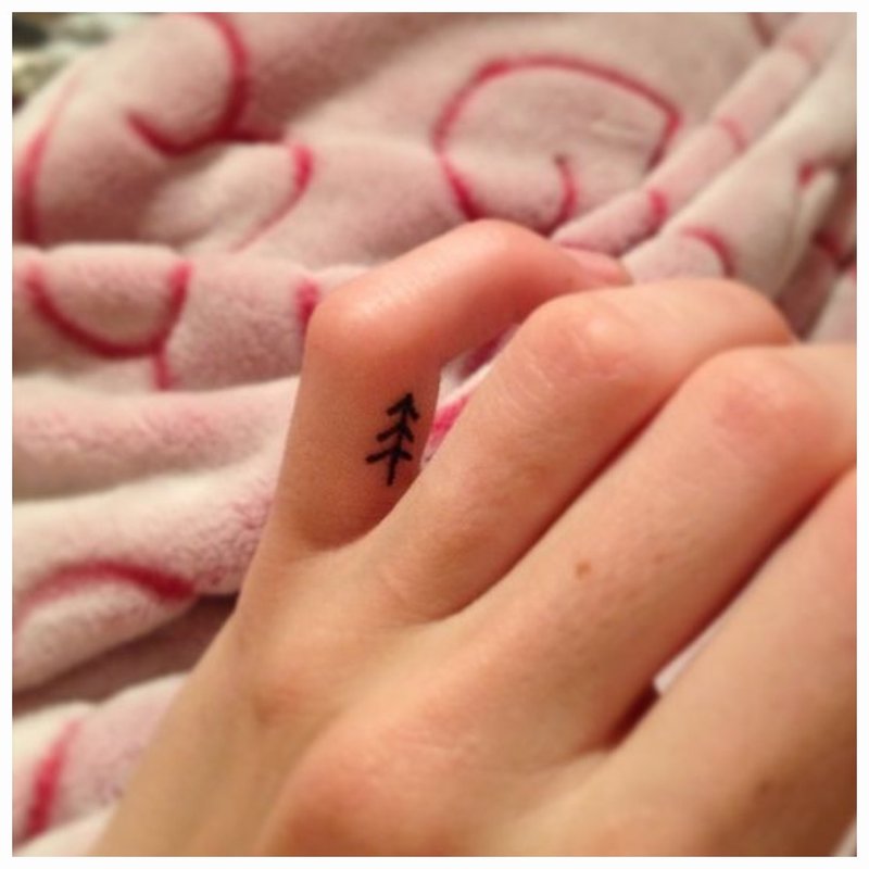 Finger tattoo