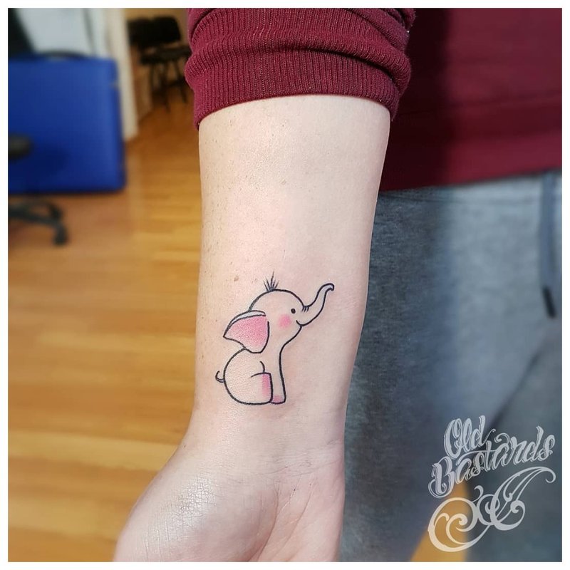 Animal tattoo on the arm of a girl