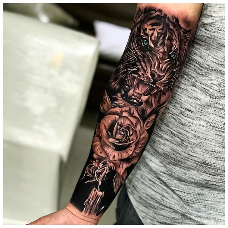 3D tattoo on the arm of a guy