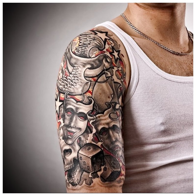 Cool tattoo on the shoulder