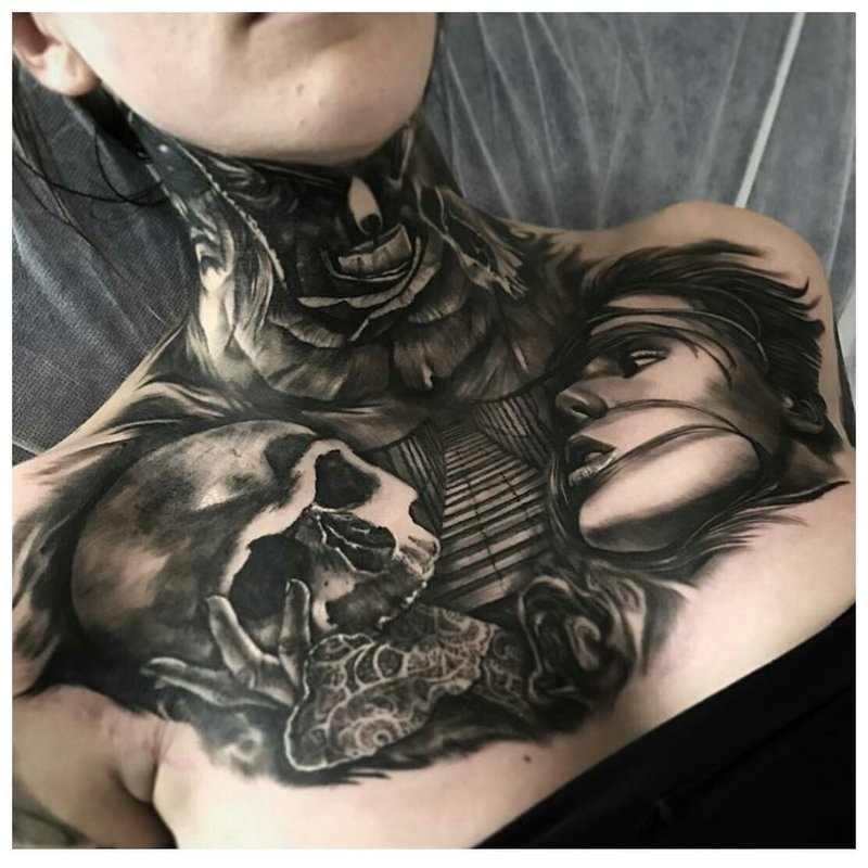 Tattoo on the neck and chest of a woman