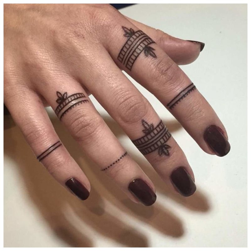 Finger tattoo